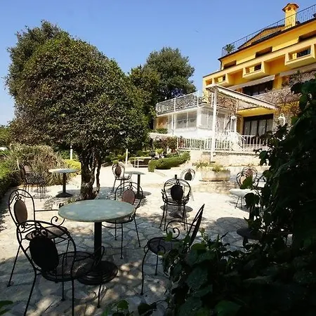 Guest house In With A Sea View, Balcony, Air Conditioning, Wifi 81-2 *