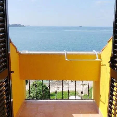 In With A Sea View, Balcony, Air Conditioning, Wifi 81-2