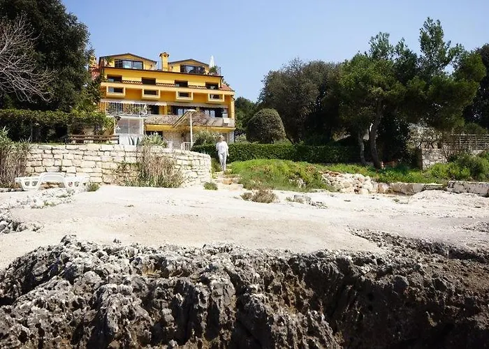 In With A Sea View, Balcony, Air Conditioning, Wifi 81-2 Affittacamere *