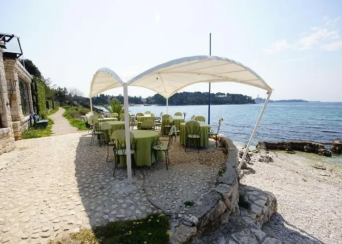 Affittacamere In With A Sea View, Balcony, Air Conditioning, Wifi 81-2 Rovigno